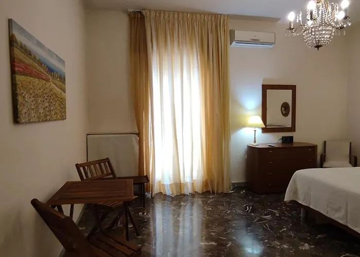 San Nicola , Santa Claus 3* Bari